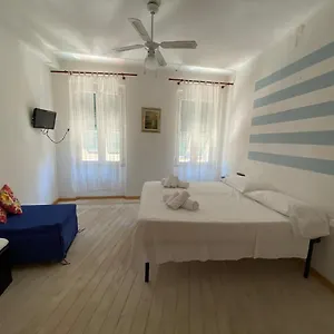 Holidays Apartamento Vernazza
